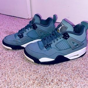 Jordan Retro 4 Cool Grey